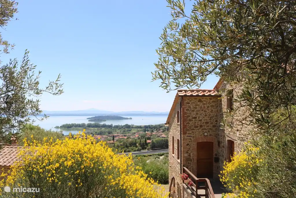 Casa Cappuccini, Trasimeno Lake