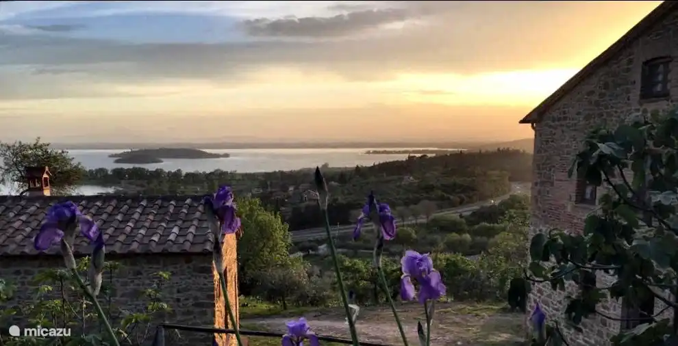 Casa Cappuccini, Trasimeno Lake