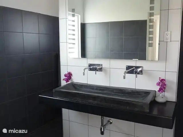 Villa Chuchubi en Curazao, Bandabou (oeste), Grote Berg - casa vacacional Baño