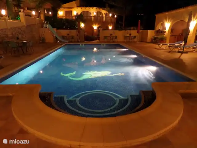 Villa Senomar appartement Picasso huren in Spanje, Costa Blanca, Benissa - vakantiehuis Zwembad bij avond