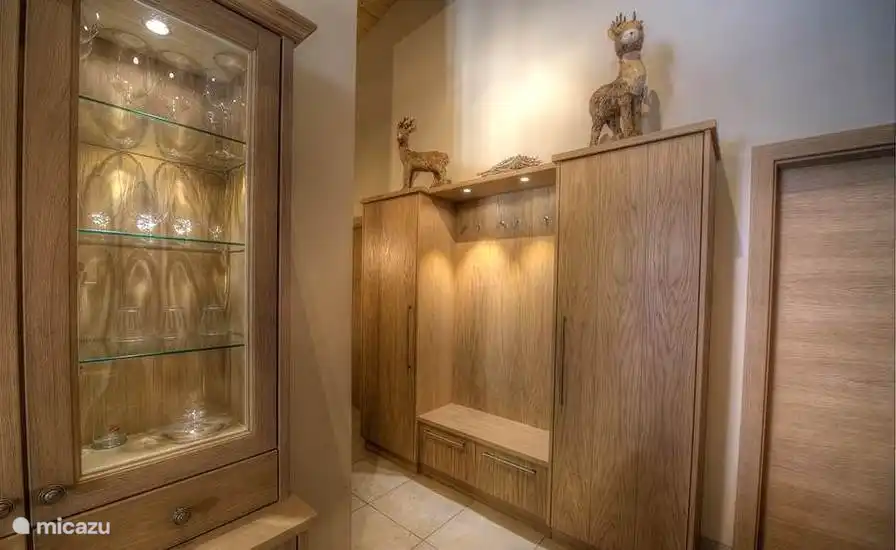 Ingang Kaprun Mountain Resort TopC27 bij Kaprun Rentals