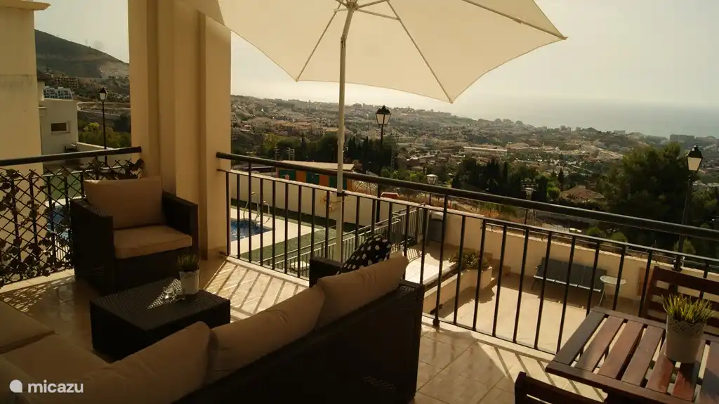 Terrasse ensoleillée