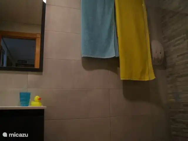 Casa JoCa huren in Spanje, Costa del Sol, Benalmádena - appartement Badkamer volledig nieuw ingericht met inloopdouche
