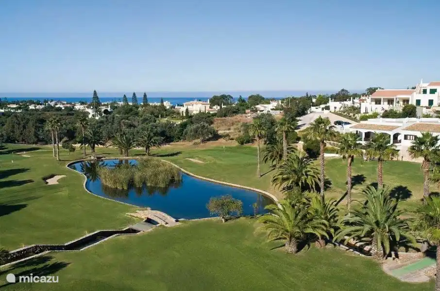 Valo do Milho Golf 5 minutes away