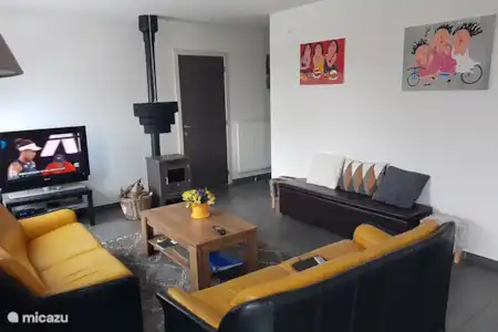 Vacation rental Belgium, Ardennes, Bouillon holiday house Pandora woonkamer