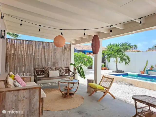 Location de Vacances Aruba, Oranjestad, San Barbola, maison de vacances - Cas Barbola, maison avec piscine privée Poch d’intérieur confortable