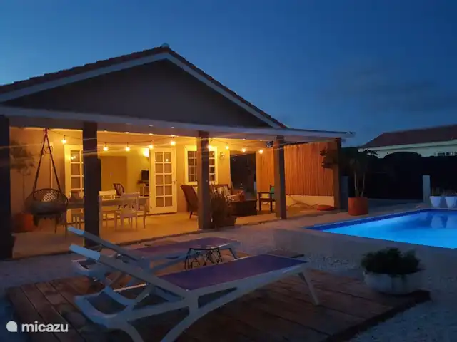 Location de Vacances Aruba, Oranjestad, San Barbola, maison de vacances - Cas Barbola, maison avec piscine privée De nuit