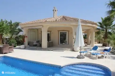 La Delicia in Hondón de las Nieves, Costa Blanca huren ...