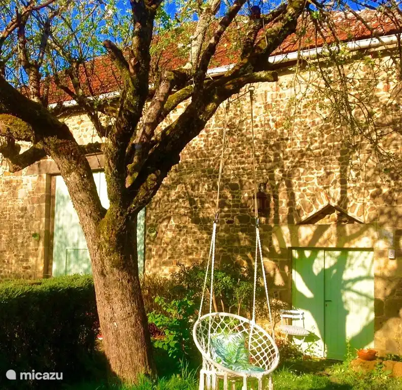 Atmosphere and ambience ...