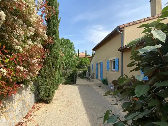 Villa Beauregard 83 | France, Ardèche, Vallon-Pont-d'Arc - villa Vue sur le terrain de pétanque et un bac à sable pour les plus petits.