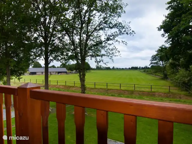 Houten villa Tine huren in Nederland, Overijssel, Den Ham - vakantiehuis uitzicht balkon