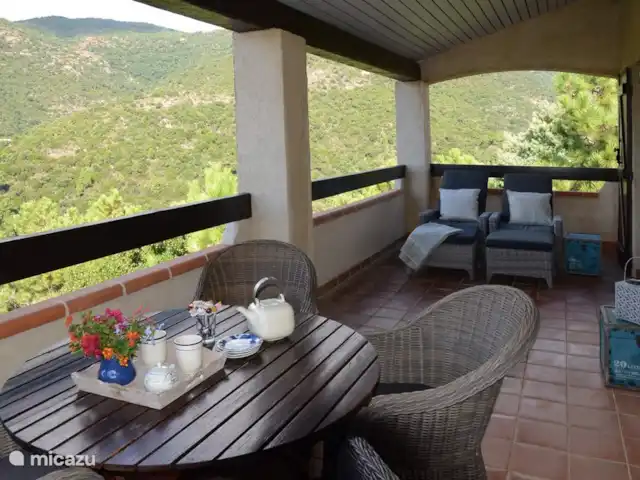 Villa Belle Louve | France, Côte d'Azur, Rayol-Canadel-sur-Mer - villa balcon grenier