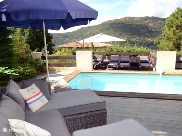 Villa Belle Louve | France, Côte d'Azur, Rayol-Canadel-sur-Mer - villa terrasse avec transats