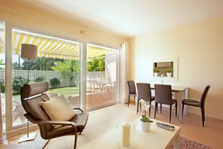 Vakantiehuis Spanje, Costa del Sol, Marbella geschakelde woning Strandhuisje in Costabella Woonkamer