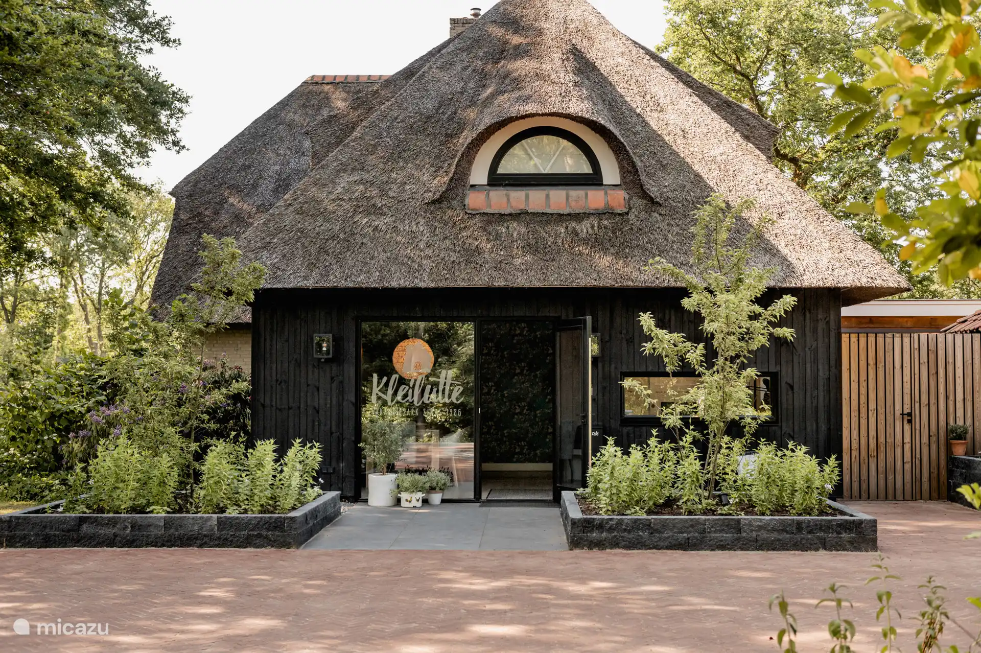 Receptie bij ingang van park 