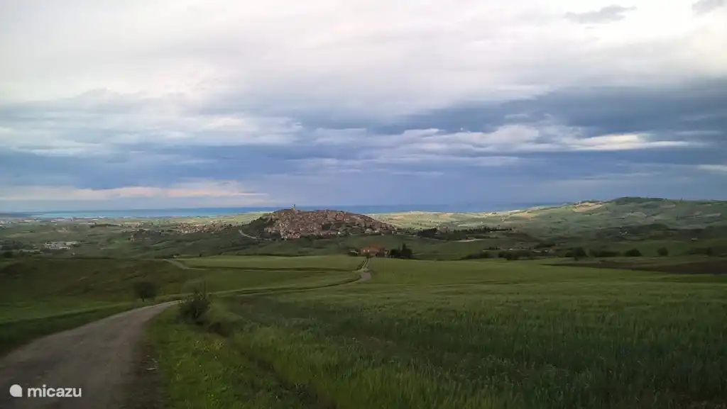 Sehen Sie Montenero di Bisaccia