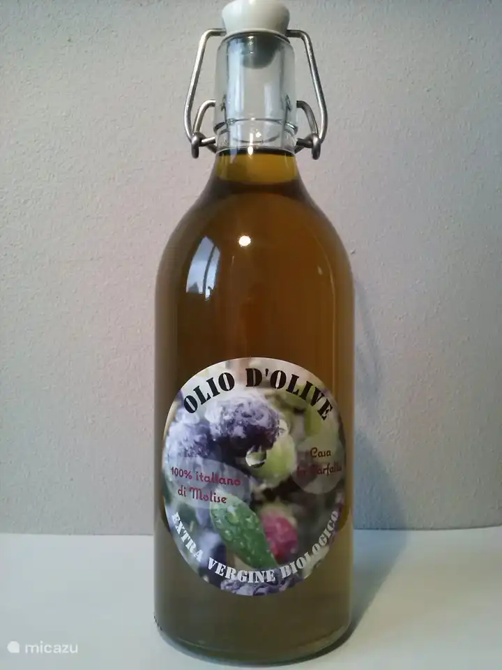 Unser eigenes Olivenöl. Extra vergine und 100% Bio.