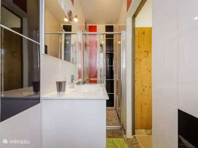 Raphaëlle | France, Dordogne, Muguet - maison de vacances Salle de Bains
