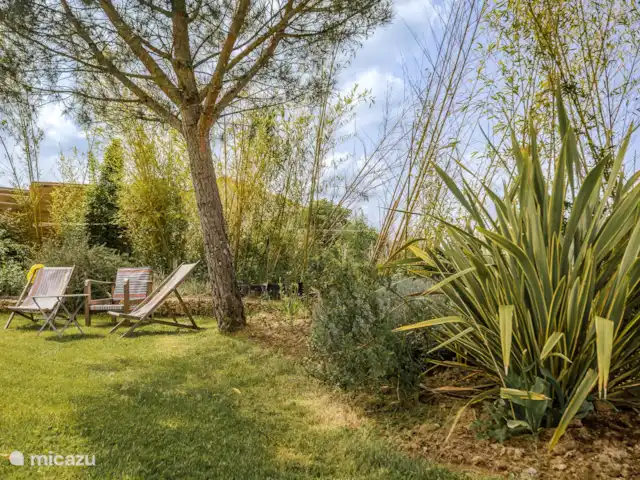 Raphaëlle | France, Dordogne, Muguet - maison de vacances Jardin
