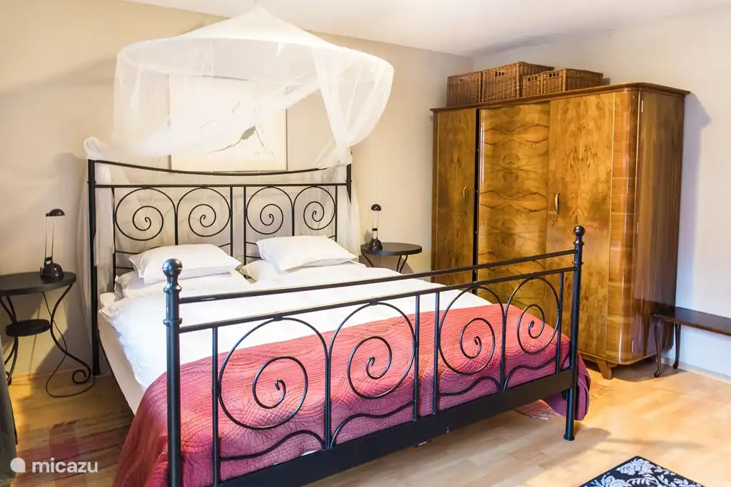 Großer Schlafzimmer App. Matajur