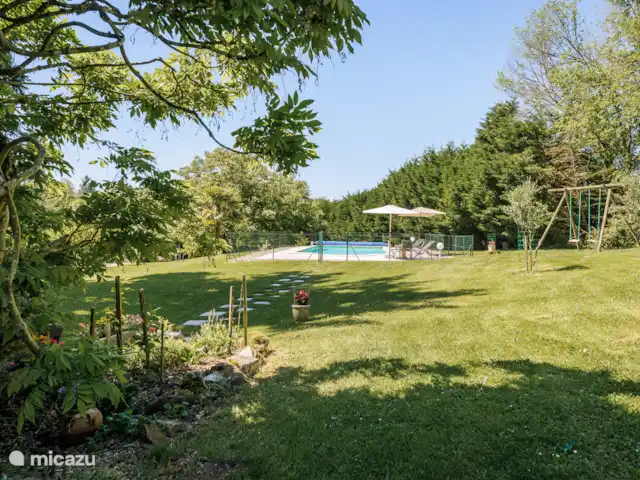Casalle | France, Lot, Montcléra - maison de vacances Le grand jardin
