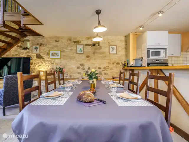 Casalle | France, Lot, Montcléra - maison de vacances L’espace repas