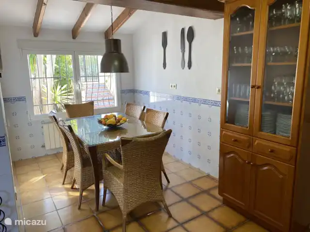 Villa Niña en España, Costa Blanca, Jávea - casa vacacional Mesa de comedor en la cocina