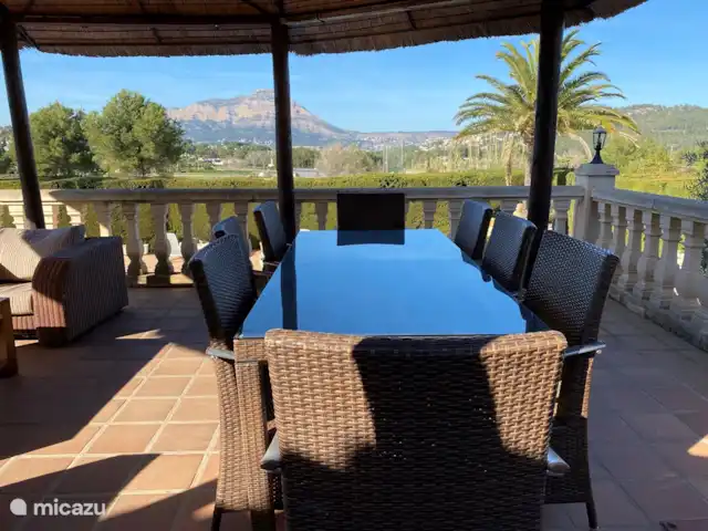 Villa Niña en España, Costa Blanca, Jávea - casa vacacional Mesa de comedor en la naya