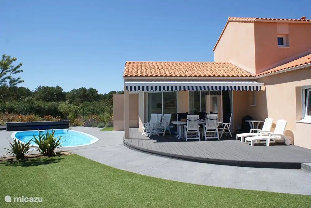 8 p freistehende Villa Pool in Frankreich, Vendée, Château-d'Olonne - villa