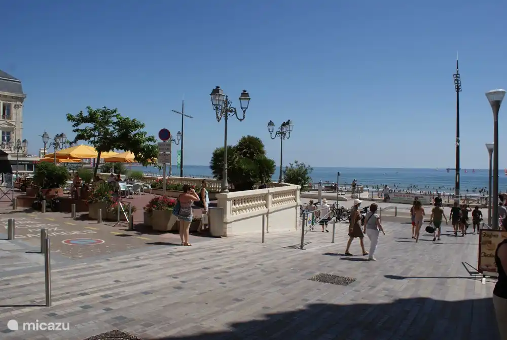 Auf dem Weg nach Le Remblai Boulevard in Les Sables d'Olonne