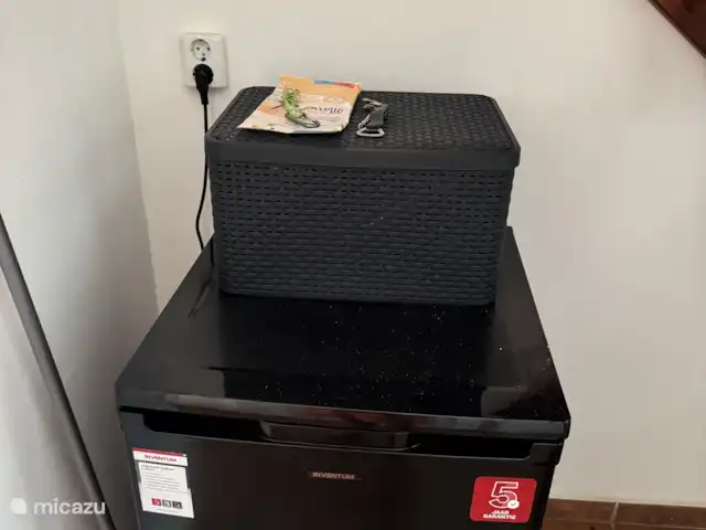 Villa Coral Curazao en Curazao, Bandabou (oeste), Coral Estate, Rif St.Marie - villa Nevera adicional en la planta baja para bebidas frías junto a la piscina