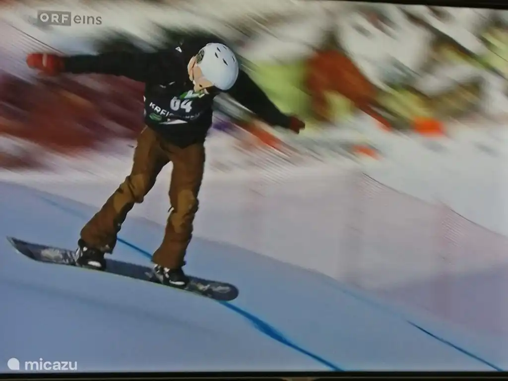 Neben Skifahren können Sie hier auch tolles Snowboarden für Anfänger und Fortgeschrittene genießen.