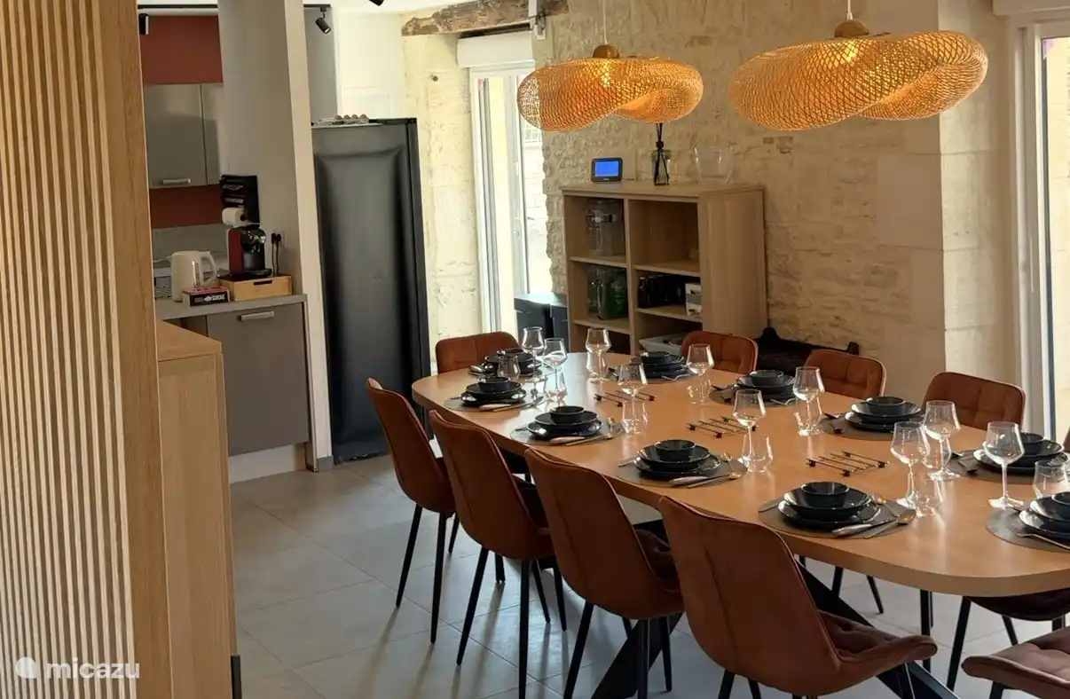 Kitchen / dining table