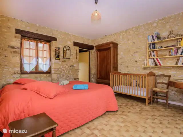 Sagelat en Francia, Dordoña, Belvès - casa vacacional Dormitorio