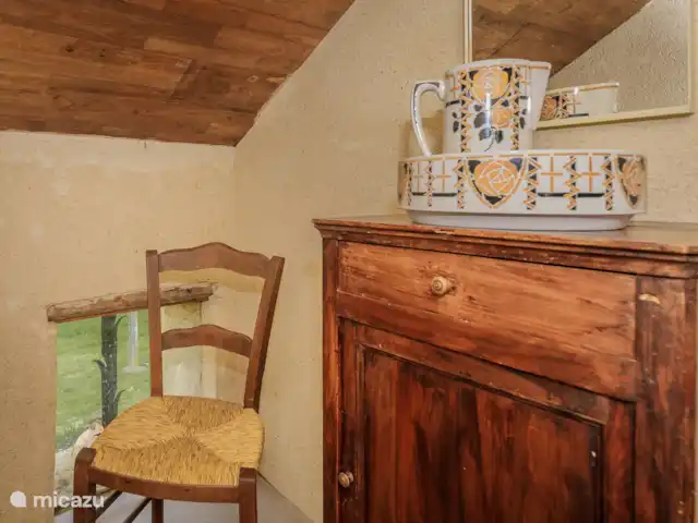 Sagelat en Francia, Dordoña, Belvès - casa vacacional Asiento en el dormitorio