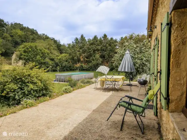 Sagelat en Francia, Dordoña, Belvès - casa vacacional El jardín