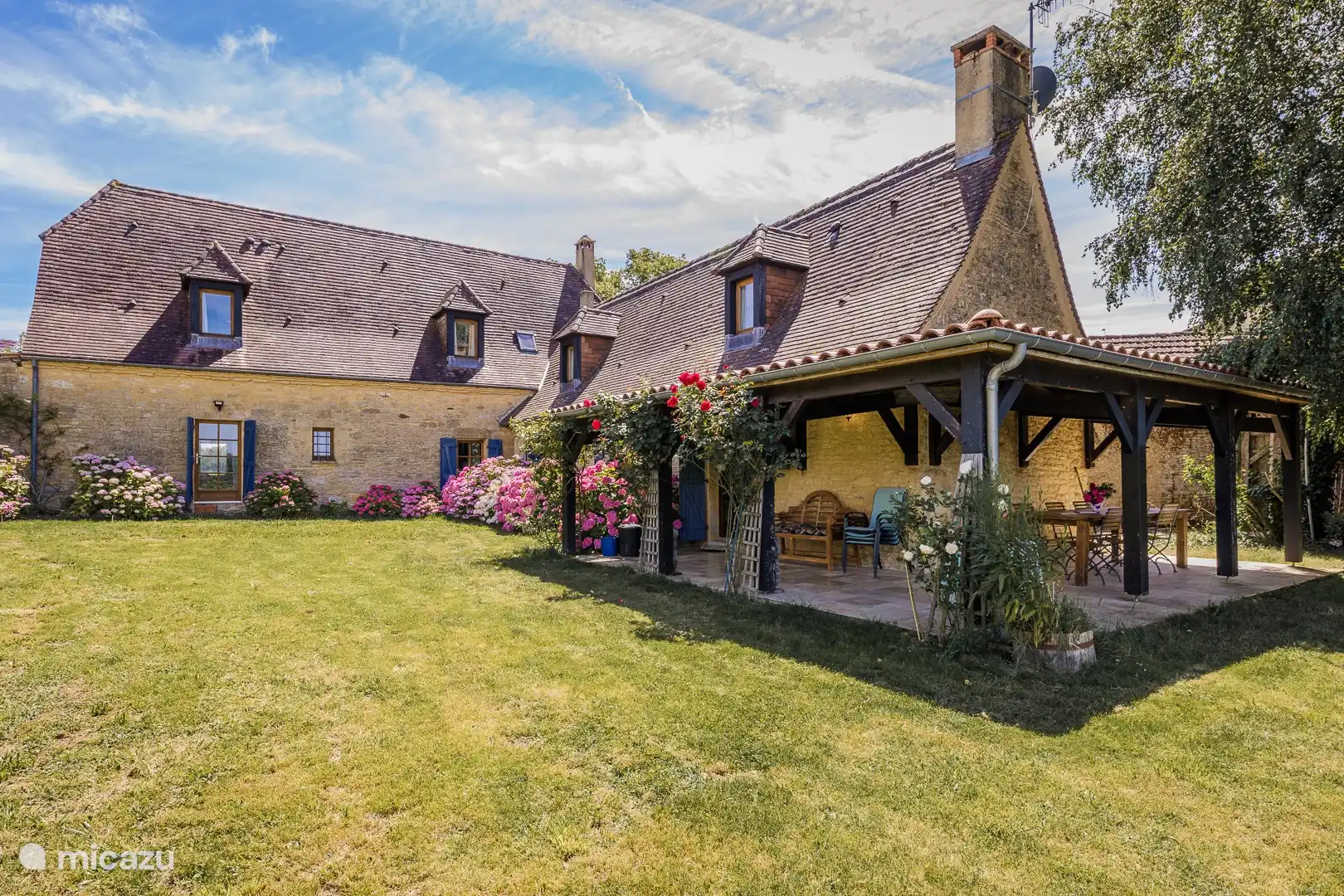 The house and the garden