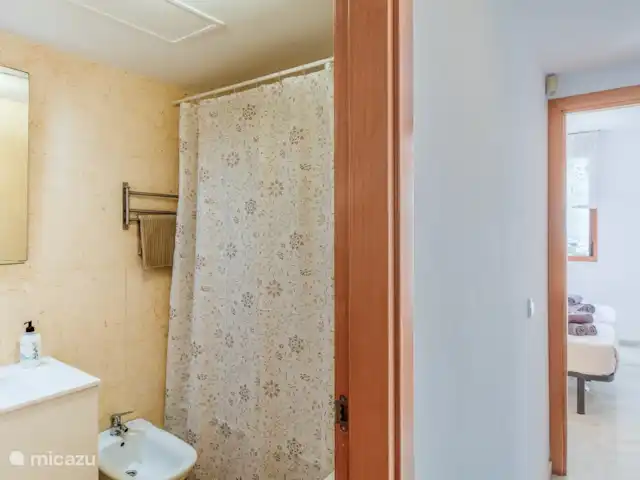 Apartamentos Andaluz - MDN03 en España, Costa del Sol, Nerja - apartamento Apartamento de baño con bañera.