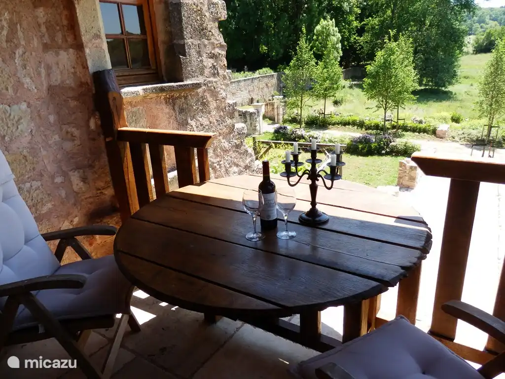 Frühstück auf dem Balkon oder vielmehr ein Aperitif