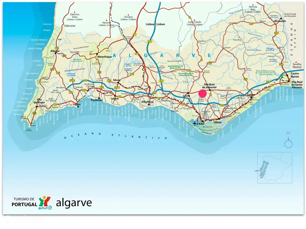 Situado en el centro del Algarve y a 20 minutos en coche del aeropuerto de Faro