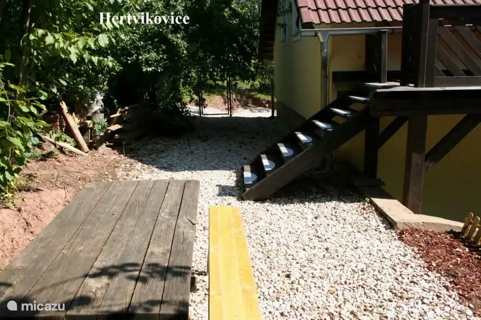 una de las terrazas de la casa para desayunar