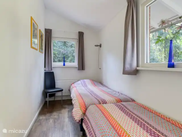 el martín pescador en Países Bajos, Güeldres, Winterswijk - bungaló el 3er dormitorio.