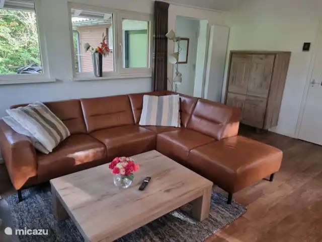 Le Martin-pêcheur | Pays-Bas, Gueldre, Winterswijk - bungalow Joli canapé d'angle avec une belle vue