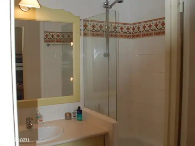 studio en Francia, Costa Azul, Les Issambres – Corniche de estudio Ducha del baño