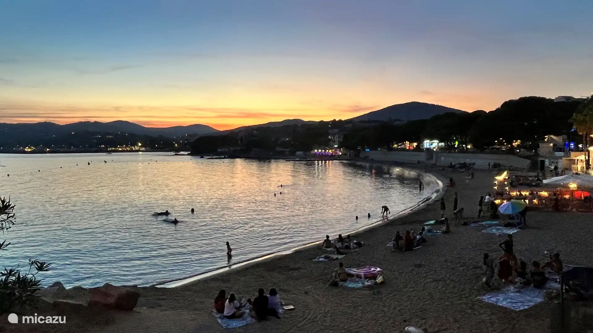 Gemütlich am Strand von Les Issambres Ende August