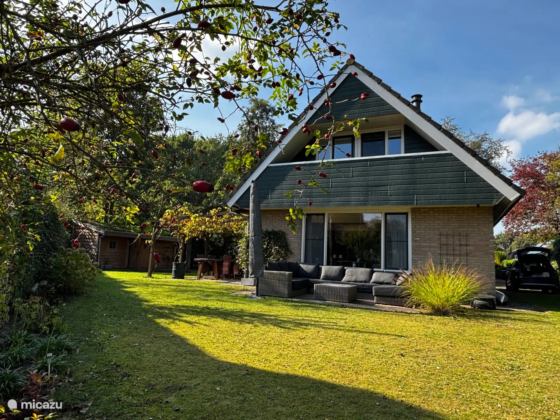 Vooraanzicht vanaf het water