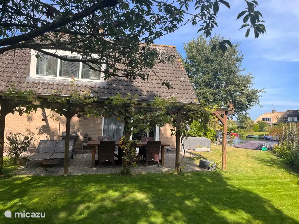 vakantiehuis huren in Idskenhuizen, Friesland, Nederland - Vakantiehuis Idskenhuizen