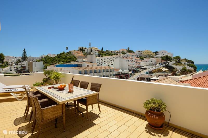 Vacation rental Portugal, Algarve, Carvoeiro Apartment Casa Amarela