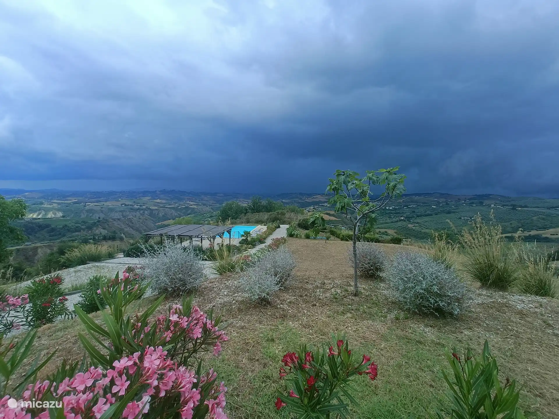 Een dreigende bui (die overigens vaak overwaait)