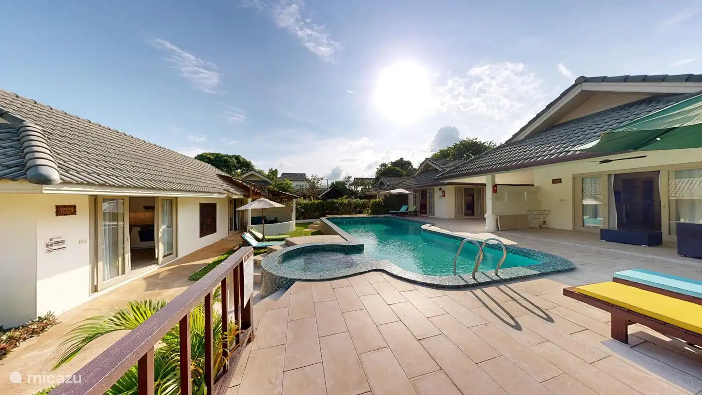 villa in Ko Samui, Thailand – Petit Villa